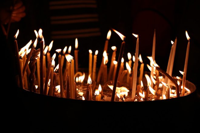 APOSTOLOS_KYRIAKHS - candles-g445b7e8d5_1280.jpg